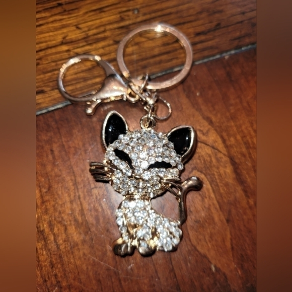 Bag Charm of a Cat - Picture 4 of 4